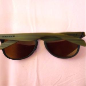 NATIVE SUNGLASSES. EXCELLENT CONDITIO